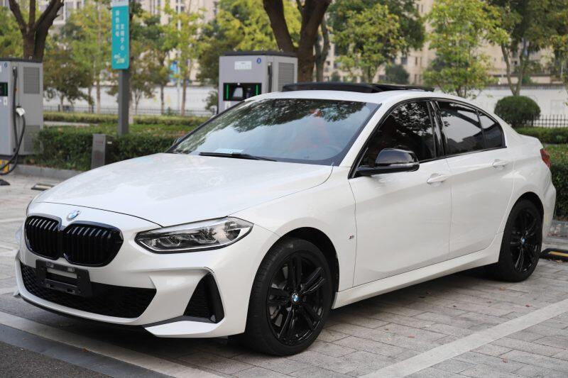 宝马1系2021款宝马125im运动曜夜版