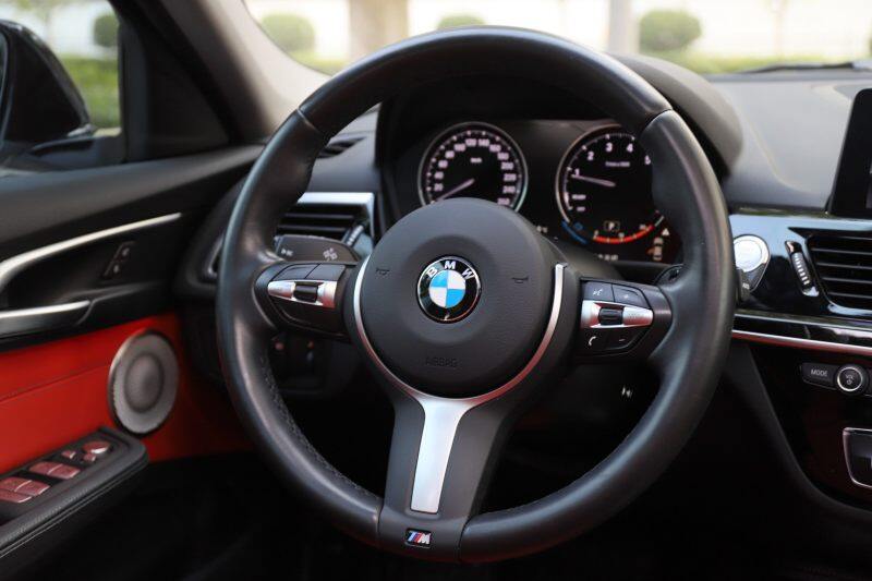 宝马1系2021款宝马125im运动曜夜版