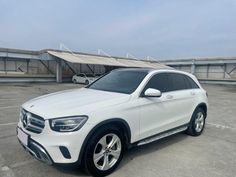 奔驰glc级2020款奔驰glc260l4matic动感型