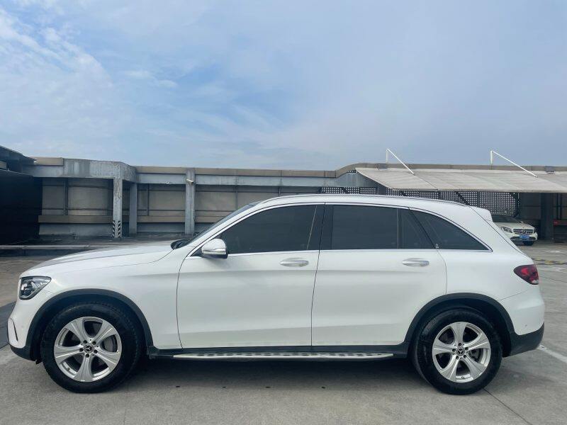 奔驰glc级2020款奔驰glc260l4matic动感型