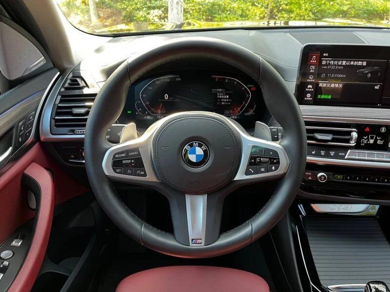 宝马x32022款宝马x3xdrive30i领先型m曜夜套装