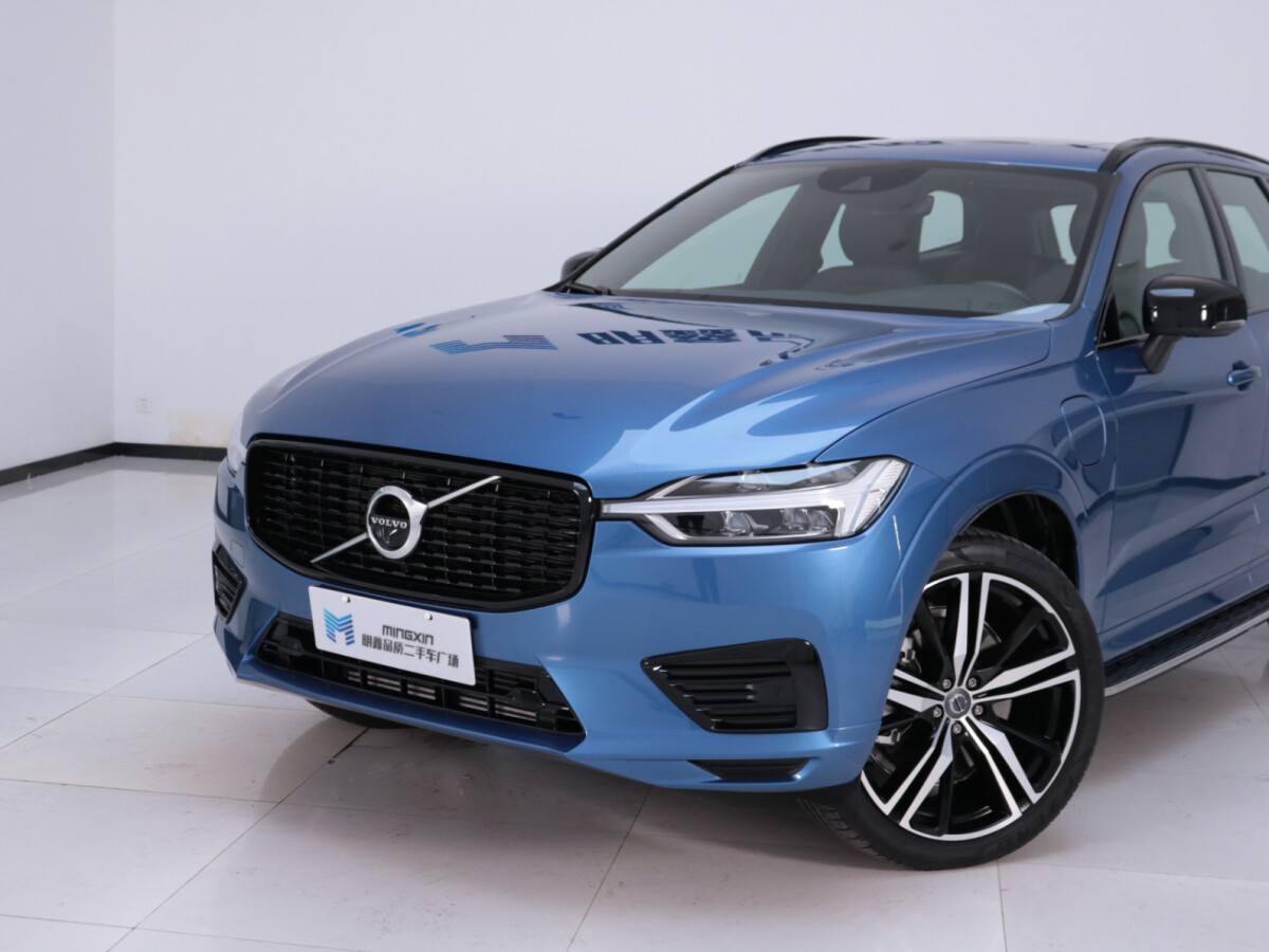 2020年上牌沃尔沃 xc60新能源 t8 e驱混动 智远运动版自动,车主报价